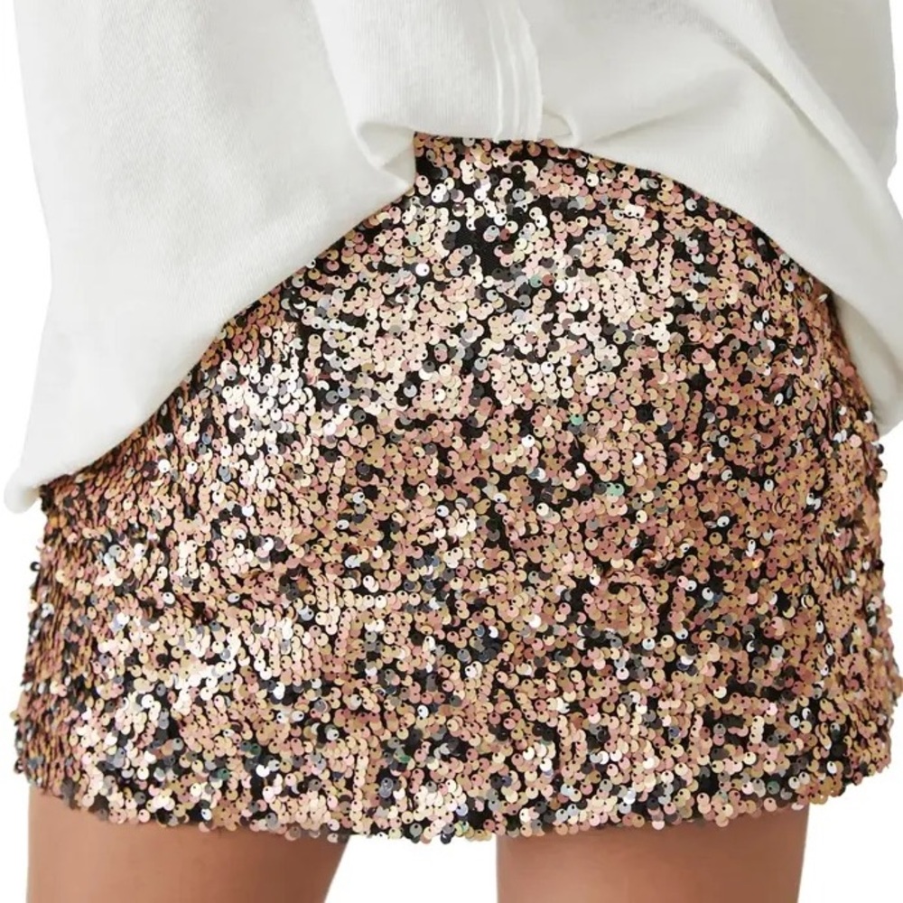 *Last Chance* Free People Annalise Sequin Miniskirt in Multi Combo 🤍 - Picture 5 of 9